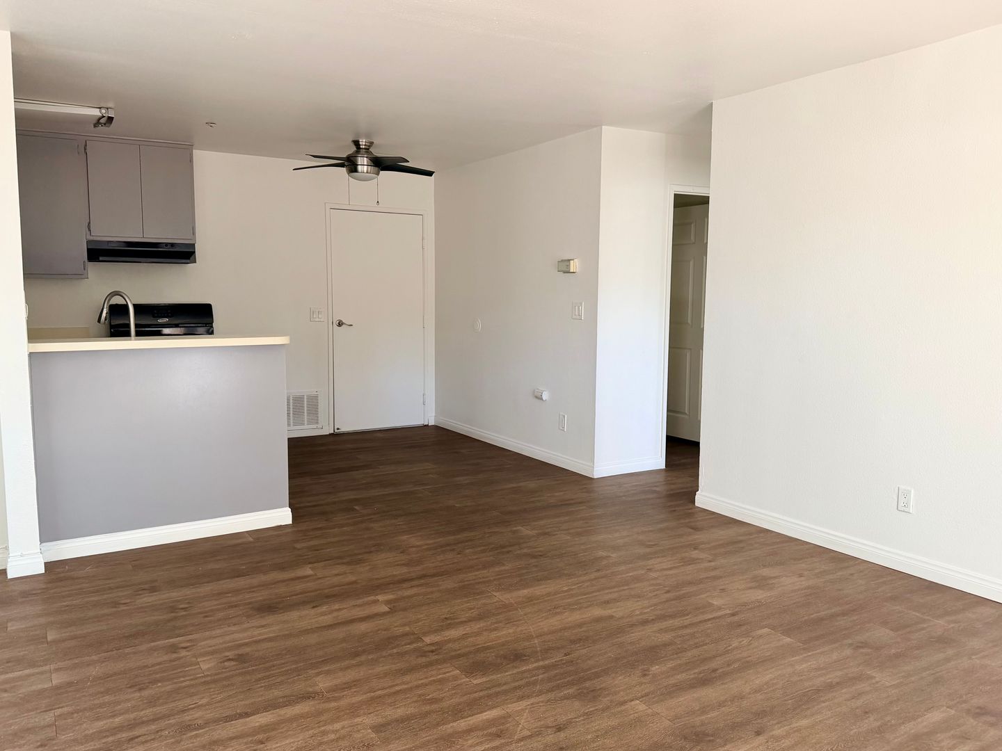 El Cajon Apartment: 1377 Oakdale Ave