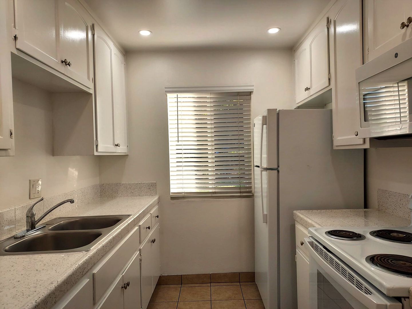 Chula Vista Apartment: 210 Quintard St