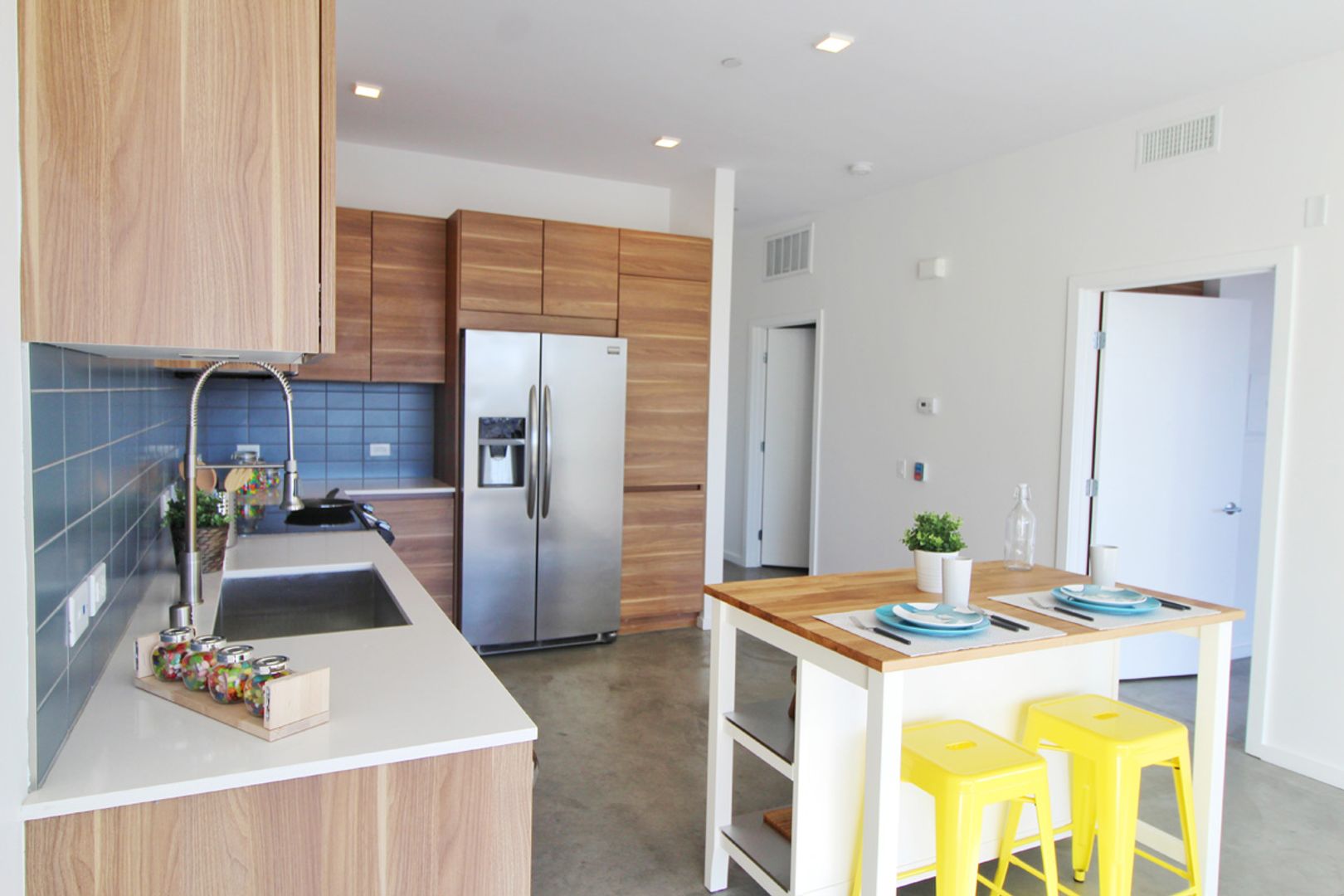 San Diego Apartment: 4021 8th Ave