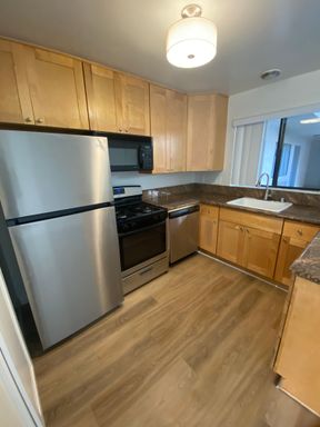 4225 Del Mar Ave - 205, Los Angeles, CA 90029