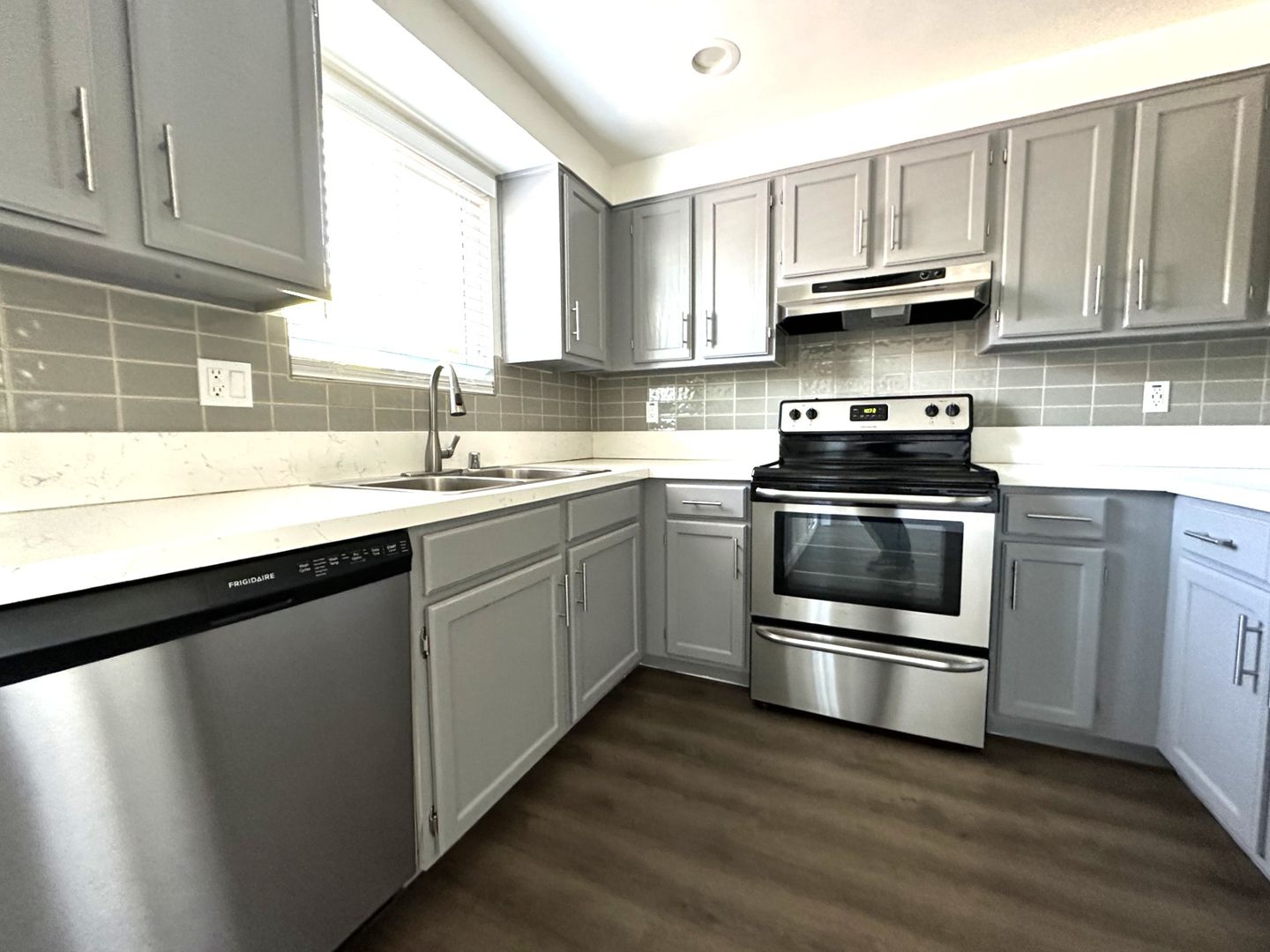 San Diego Apartment: 4735 Bancroft