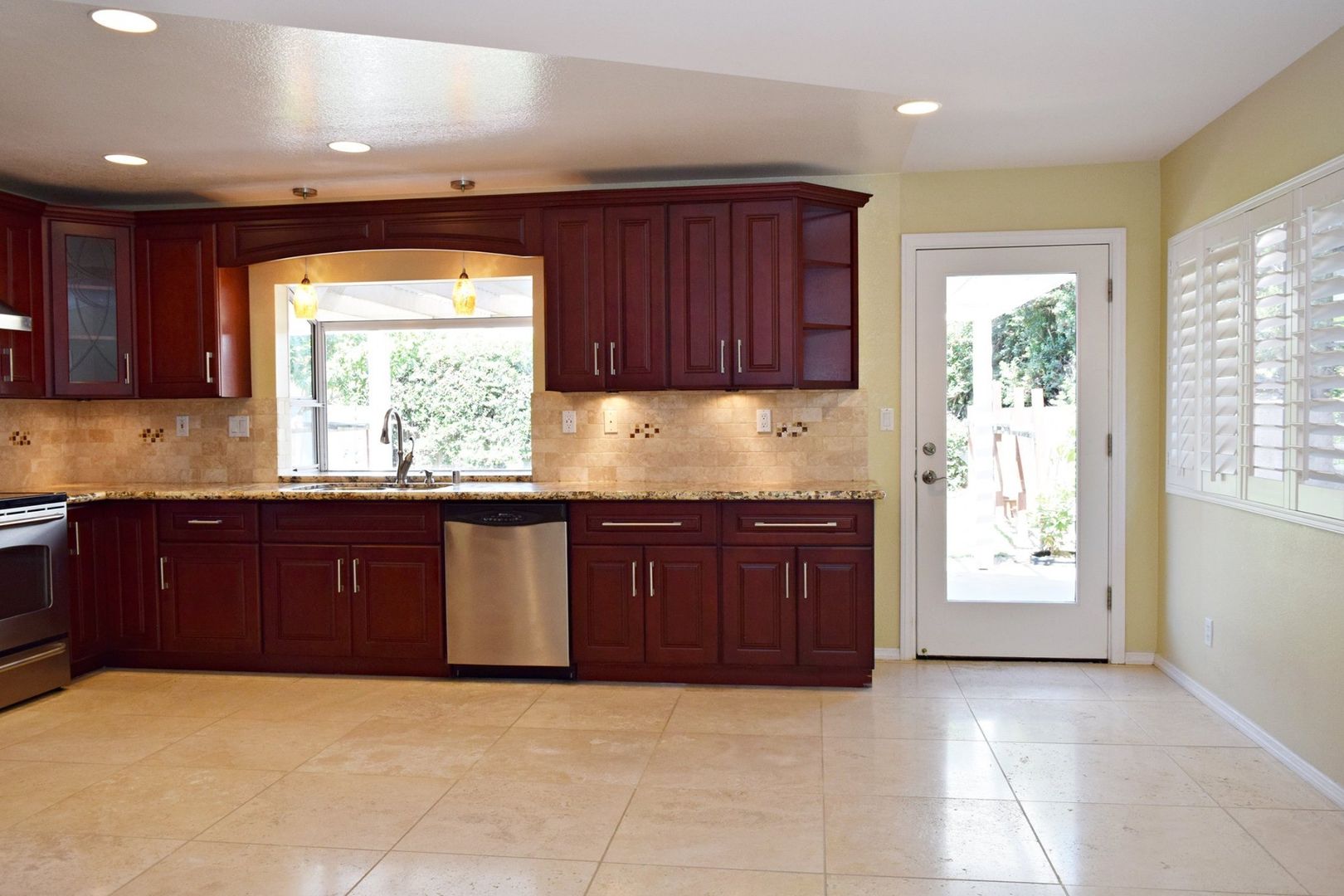 San Diego House: 13388 Darview Ln