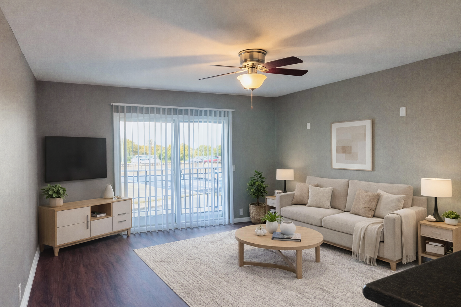 Vista Apartment: 415 Plymouth Dr