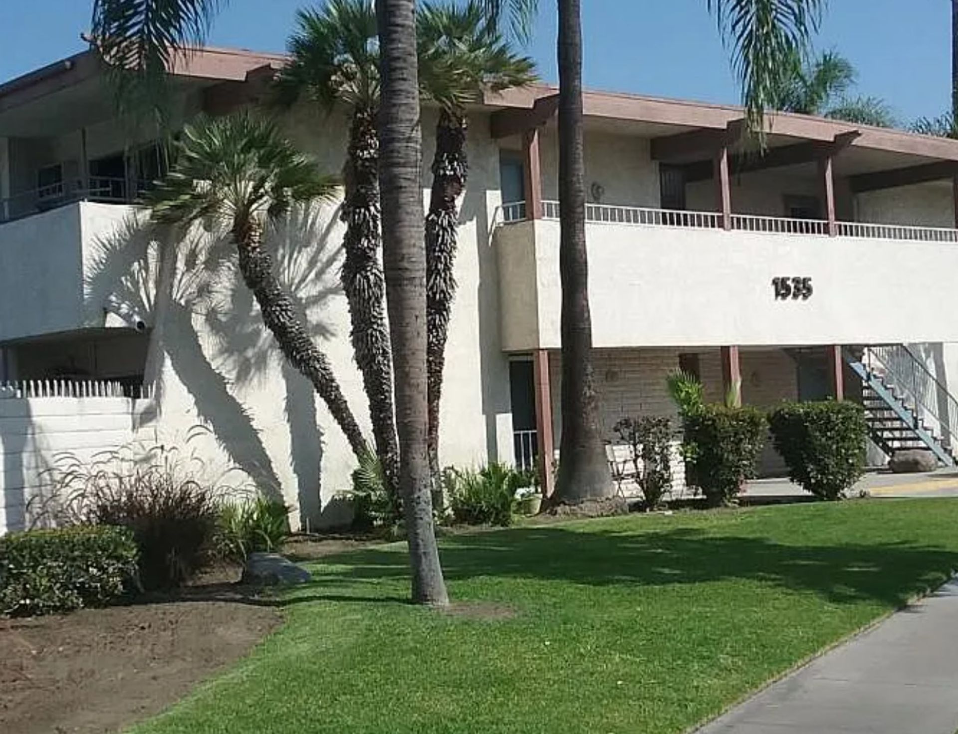 Anaheim Apartment: 1535 E Canfield Ln