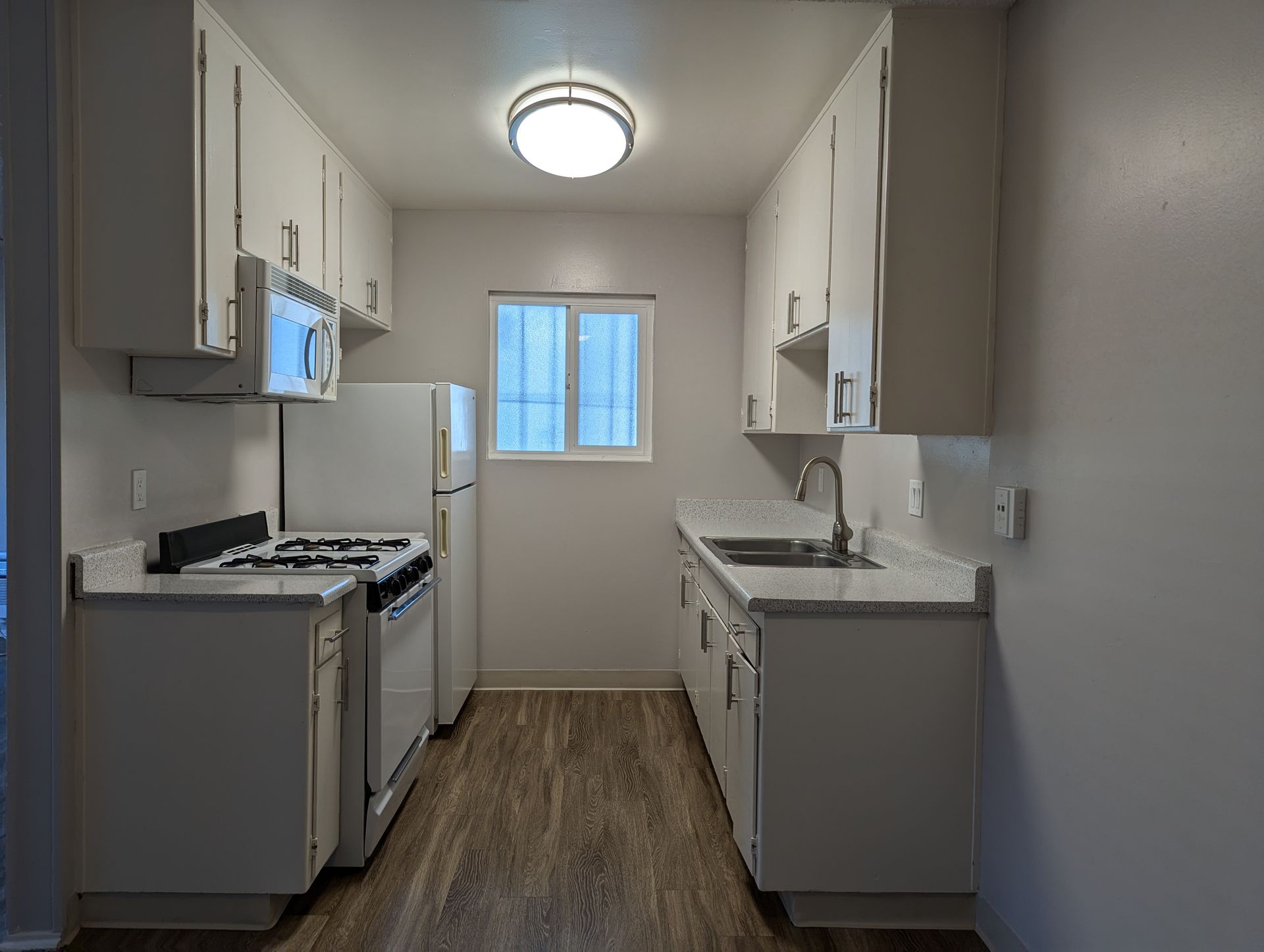 Poway Apartment: 13312 Community Rd