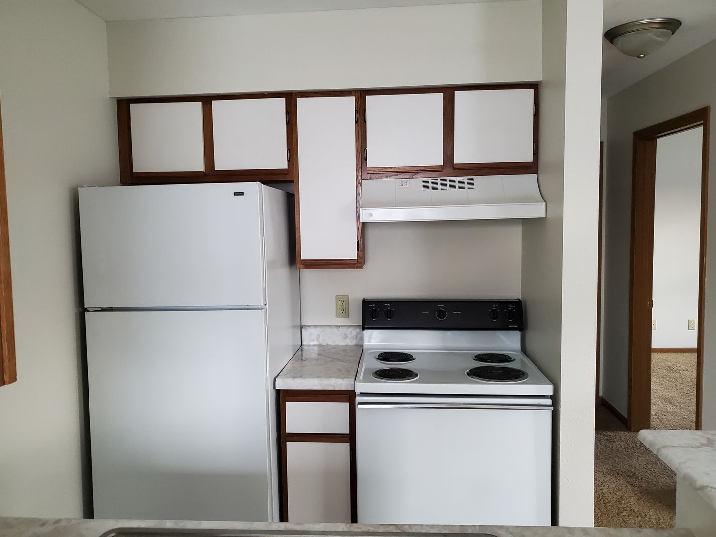 225 W. Hickory Point Road, Apt 7, Decatur, IL 62526