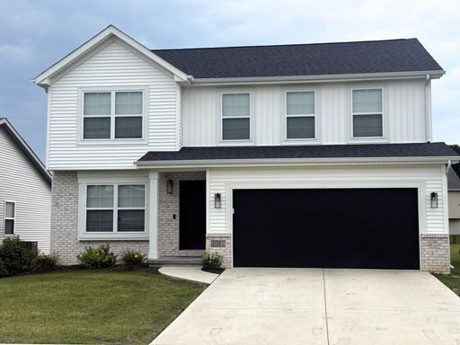 4 Bed 2.5 Bath Rental at 1757 Beech St, Normal, IL – photo 1