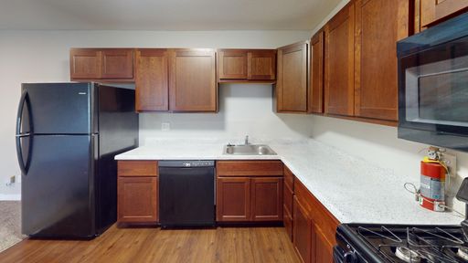 ONE MONTH FREE | Spacious 1 Bed, 1 Bath | to Tour | Ivy – photo 1