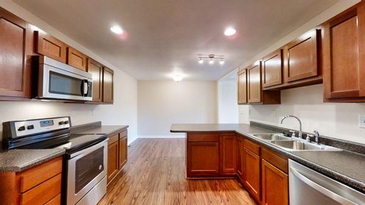 1609-B Timber Wolf Ln