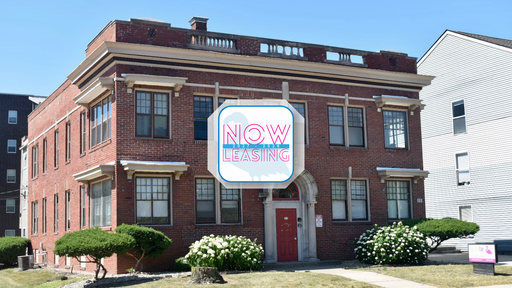 August 2027! 3 bed 1 bath apartment in Midtown. – photo 1