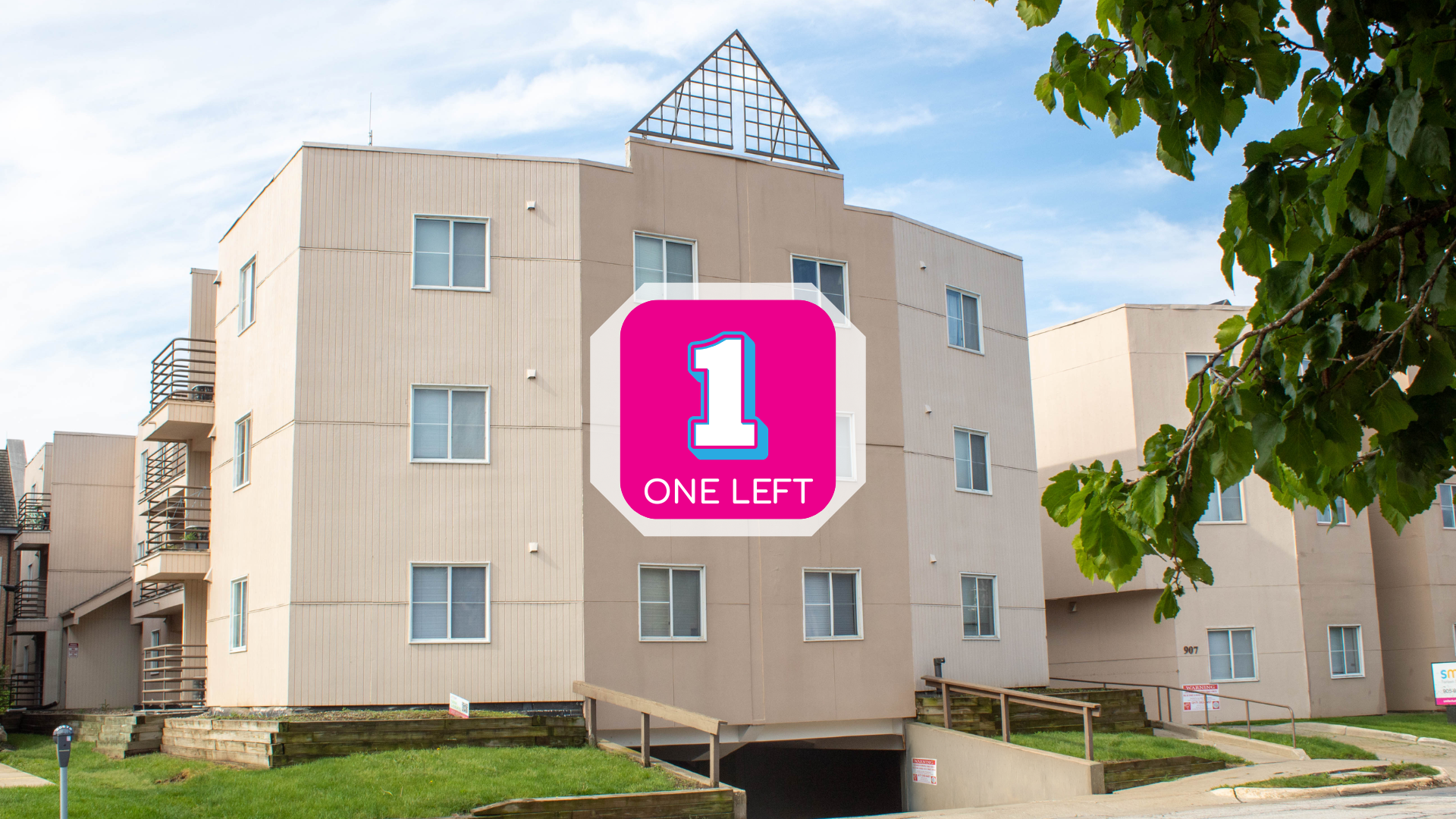 Urbana Apartment: 905 W Oregon
