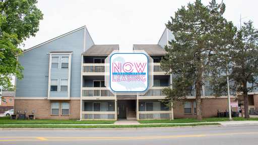 August 2027. Four bed one and a half bath in Gradland neighborhood, priced per person. – photo 1