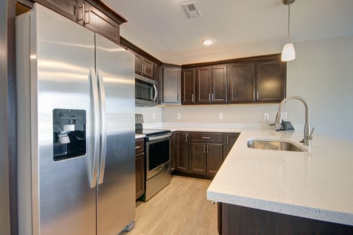 The Birch - 2 Bedroom/2 Bathroom @ Middletown Place Apartments – photo 1