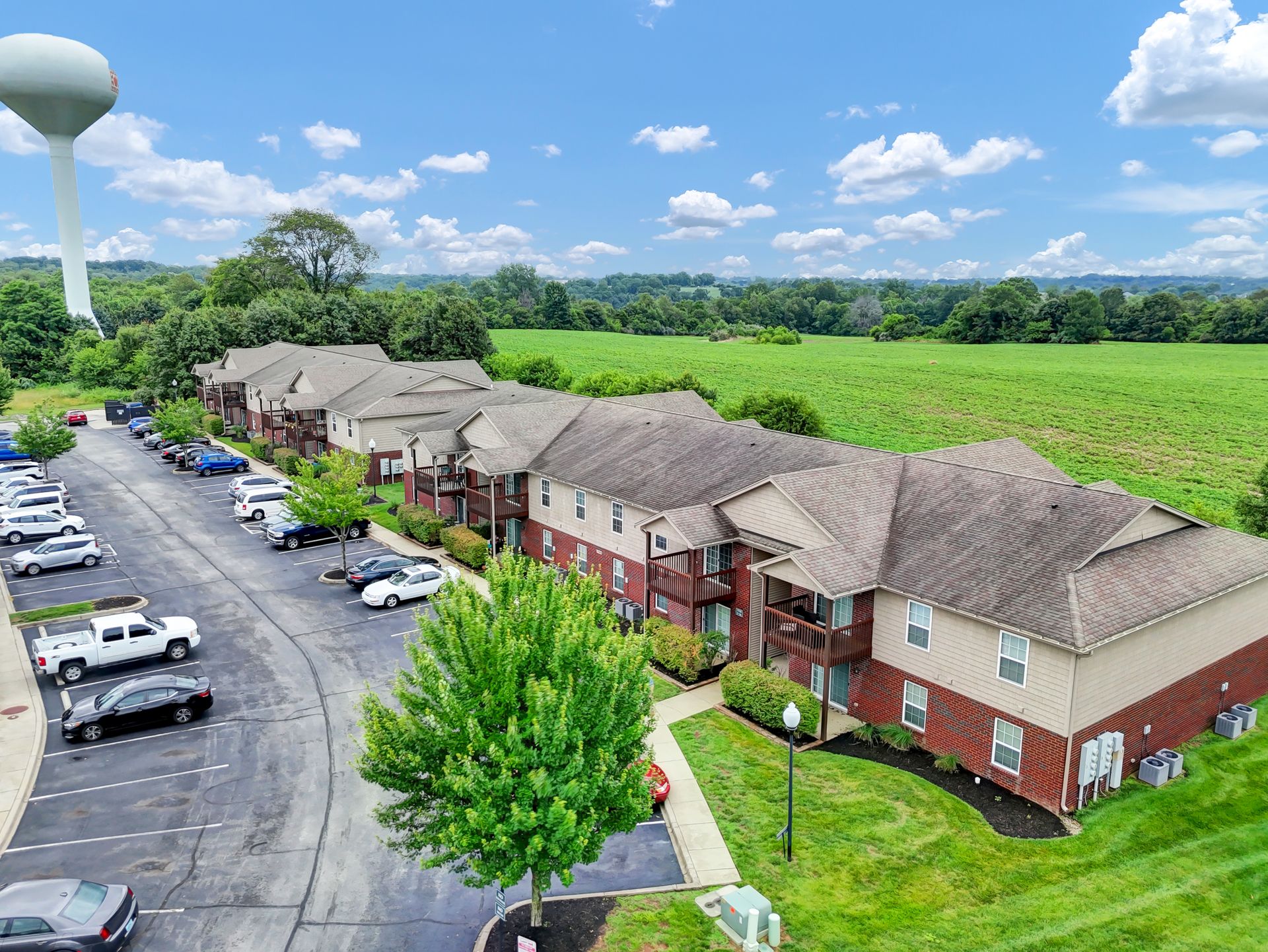 Crestwood Apartment: 7735 Independence Place