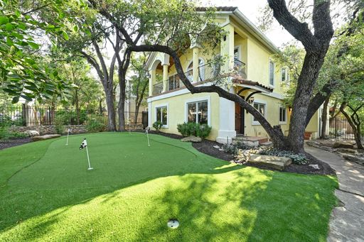 6Bed/4Bath in West Campus – photo 1