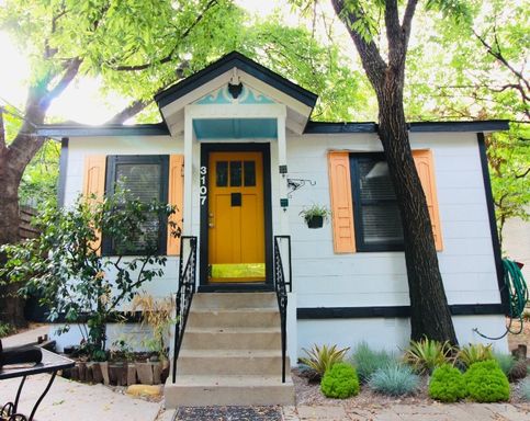 Charming North Campus Bungalow – photo 1