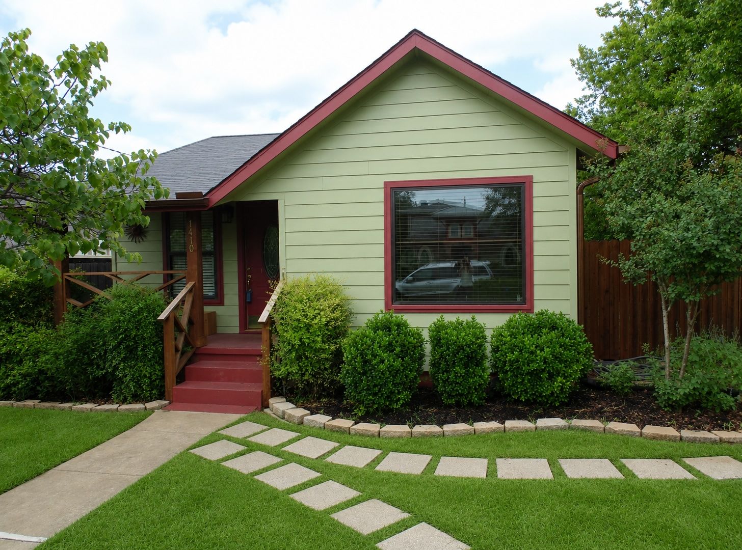 Austin House: 1410 W 51st St