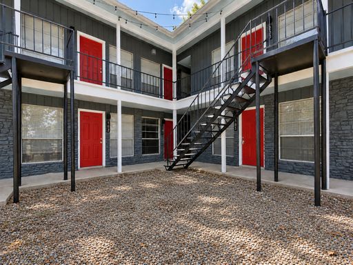 Studio Apartment in North Campus – photo 1