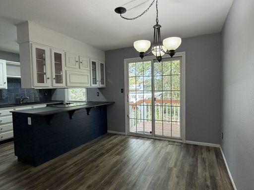 Listing photo thumbnail