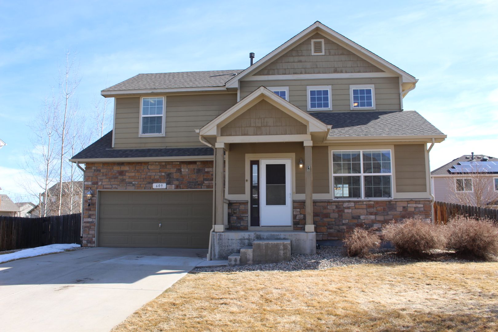 Windsor House: 609 Botley Drive