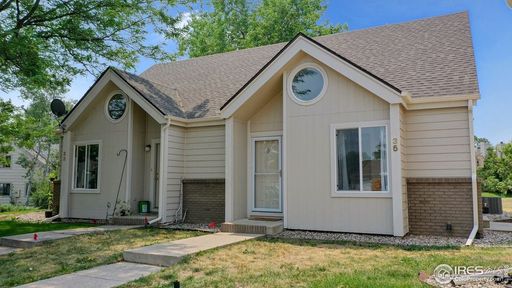 Listing photo thumbnail