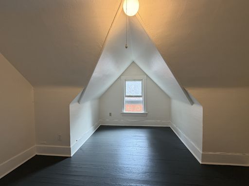 Listing photo thumbnail