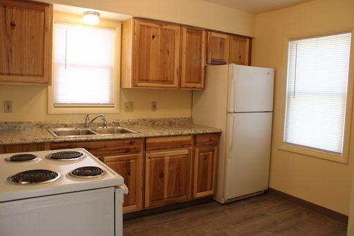 Listing photo thumbnail