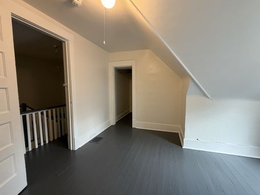 Listing photo thumbnail