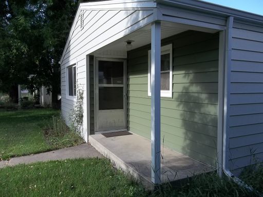 Listing photo thumbnail