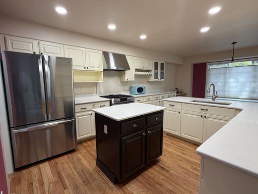 Listing photo thumbnail