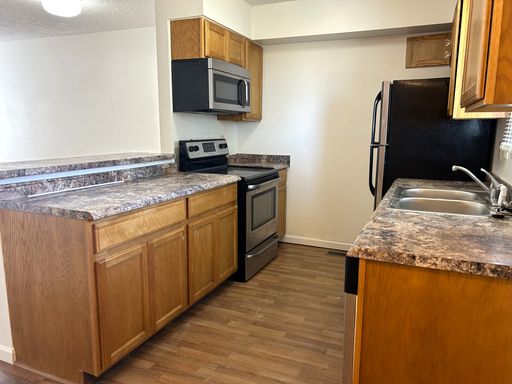 Listing photo thumbnail