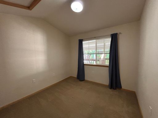 Listing photo thumbnail