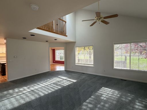 Listing photo thumbnail