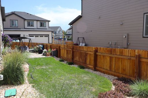 Listing photo thumbnail