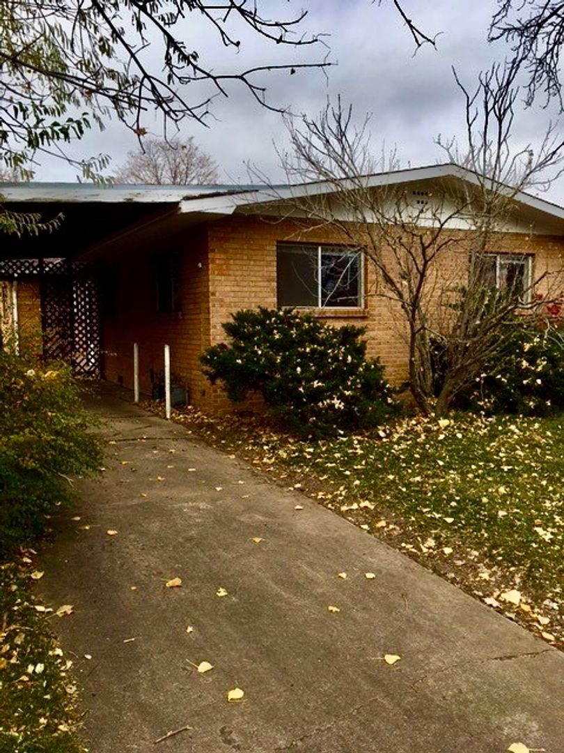 Fort Collins House: 1903 Oakwood Drive