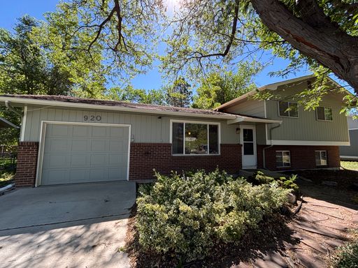 920 Ponderosa Dr., Fort Collins, CO 80521