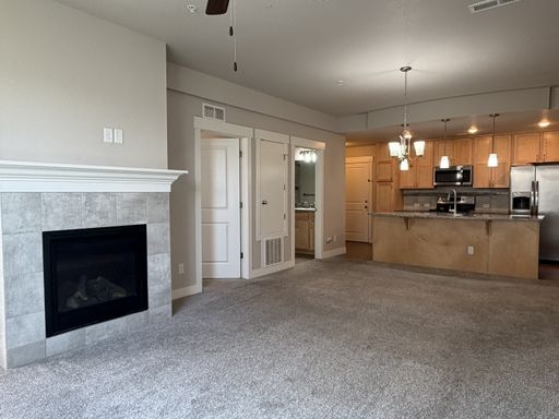 Listing photo thumbnail