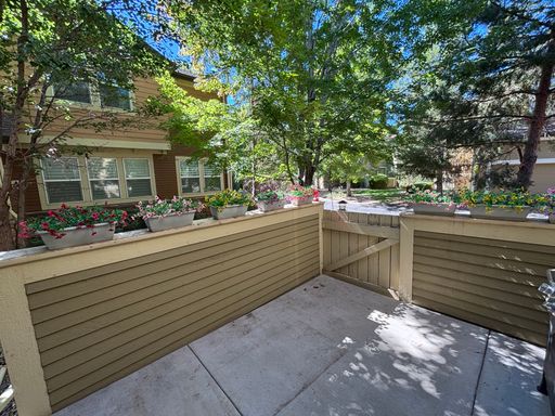 Listing photo thumbnail