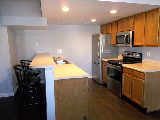 Listing photo thumbnail