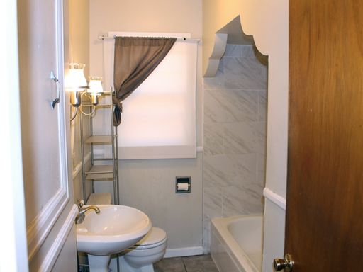 Listing photo thumbnail