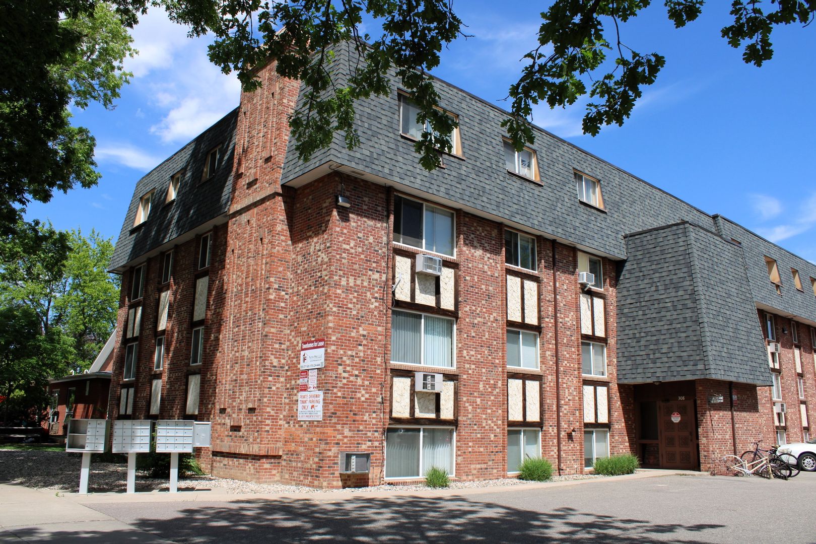 Fort Collins Apartment: 308 E. Oak St