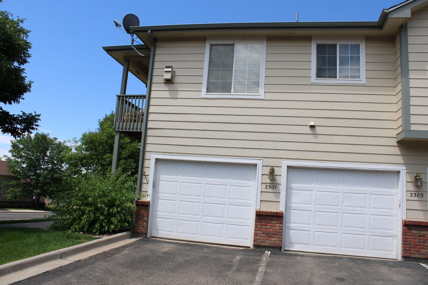 Listing photo