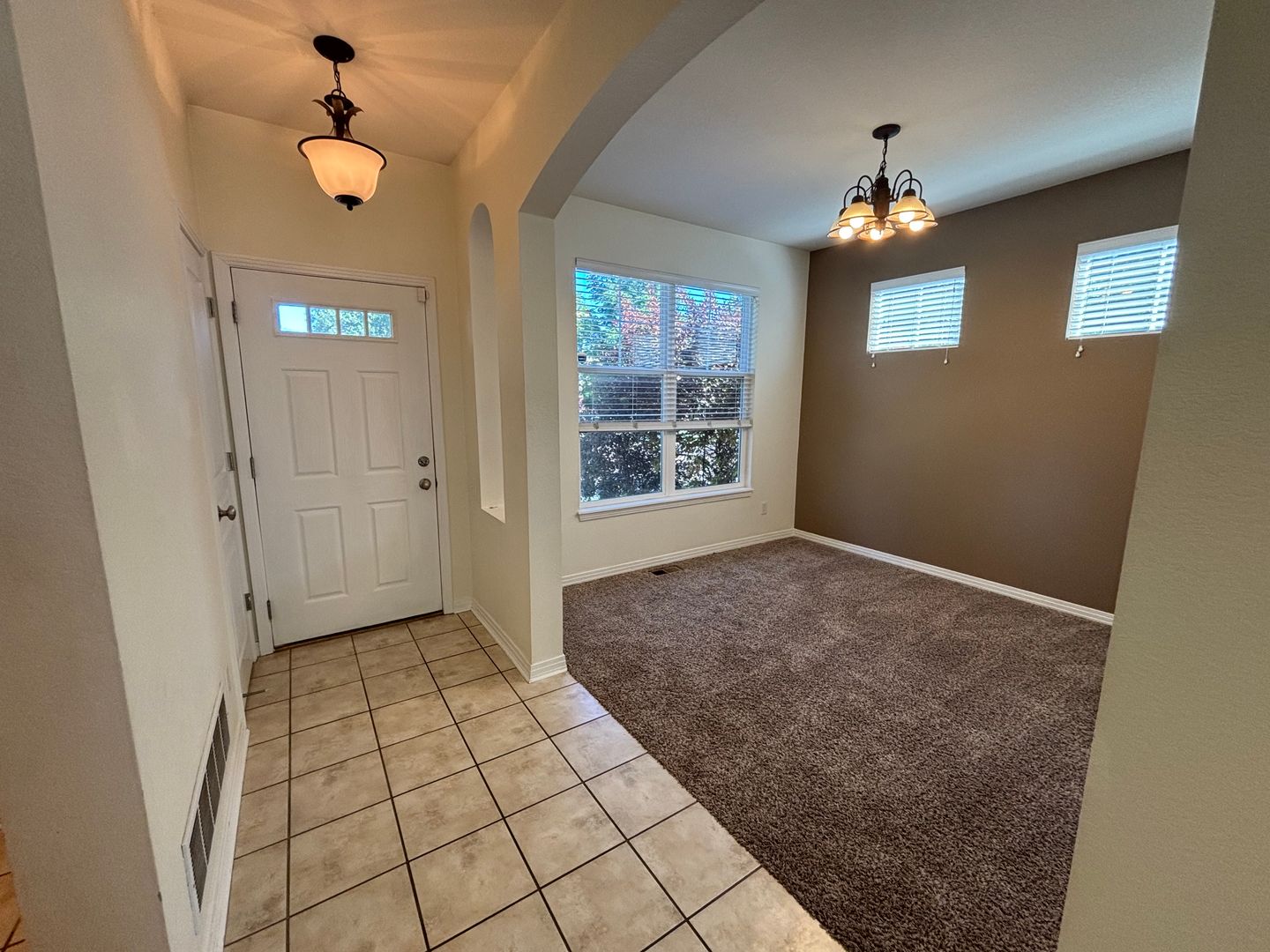 2621 Rock Creek Dr 4 of 12
