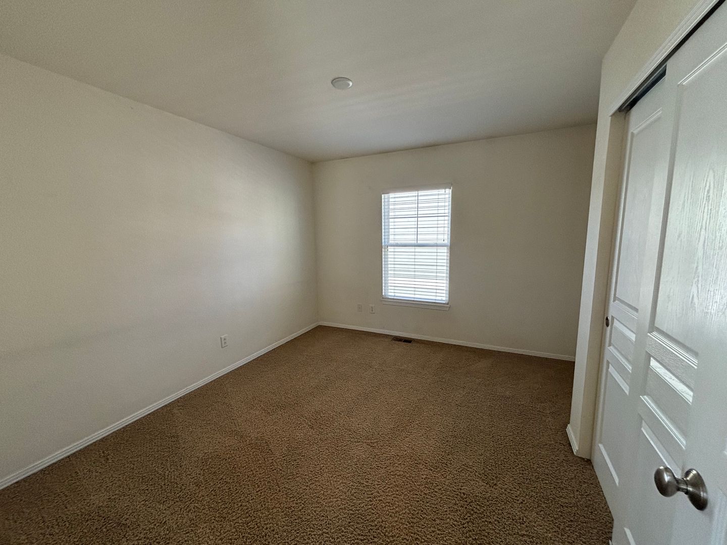 2621 Rock Creek Dr 8 of 12