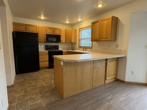 Listing photo thumbnail