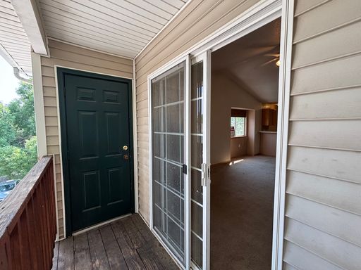 Listing photo thumbnail
