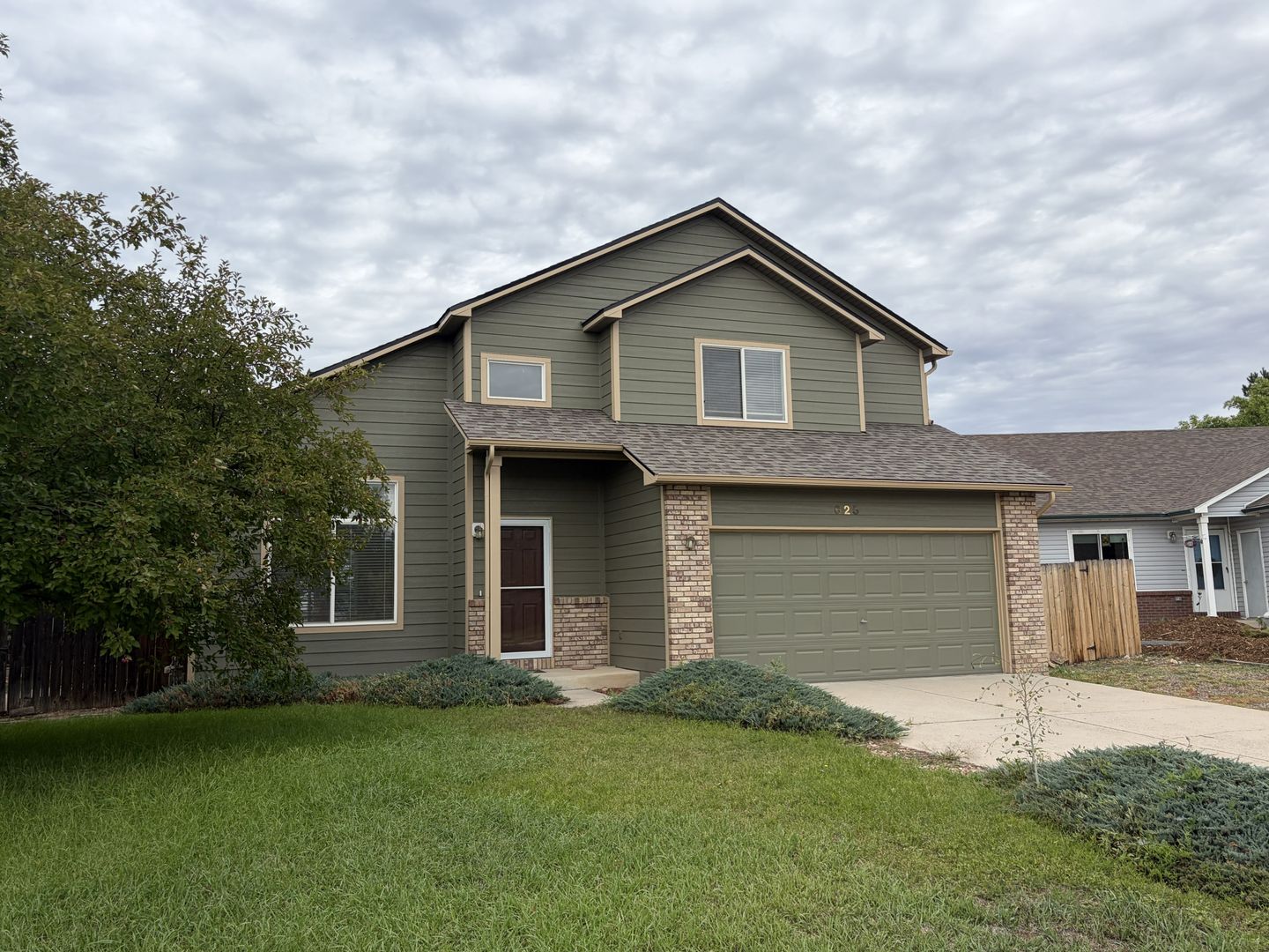 625 Brewer Drive 1 of 8