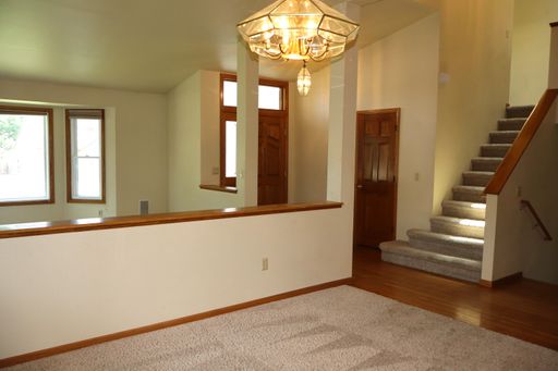Listing photo thumbnail