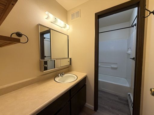 Listing photo thumbnail