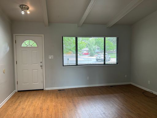 Listing photo thumbnail